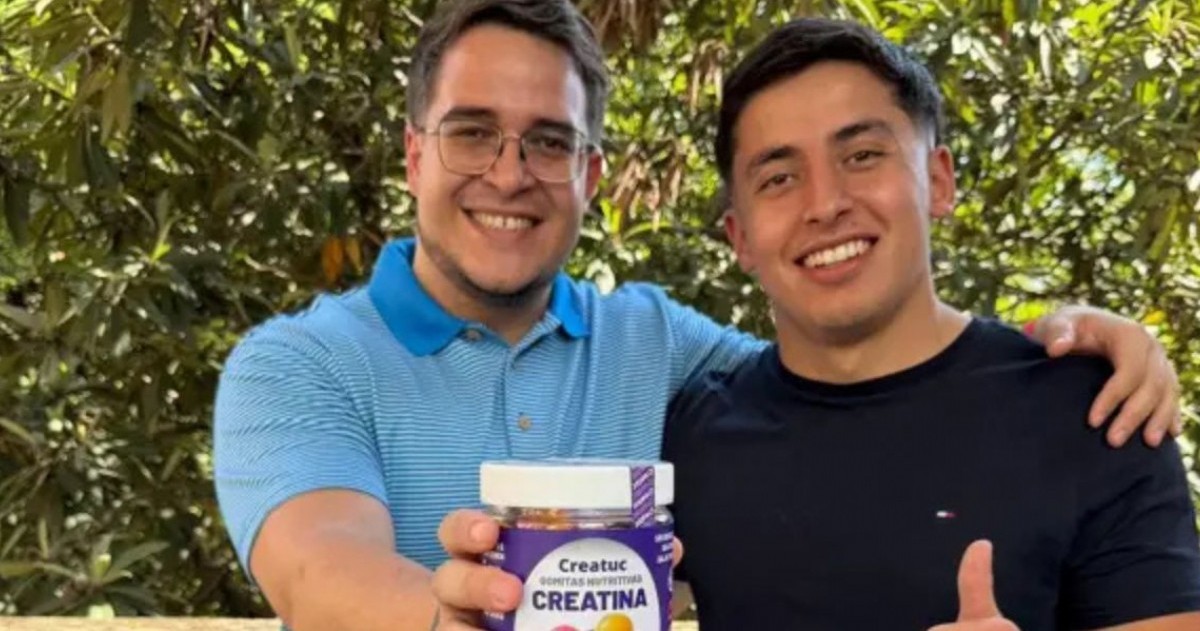 Dos ingenieros químicos formados en la Universidad Nacional de Tucumán desarrollaron un producto inédito en el país, con dosis adecuadas para suplementación deportiva, respaldo científico y fabricación local.