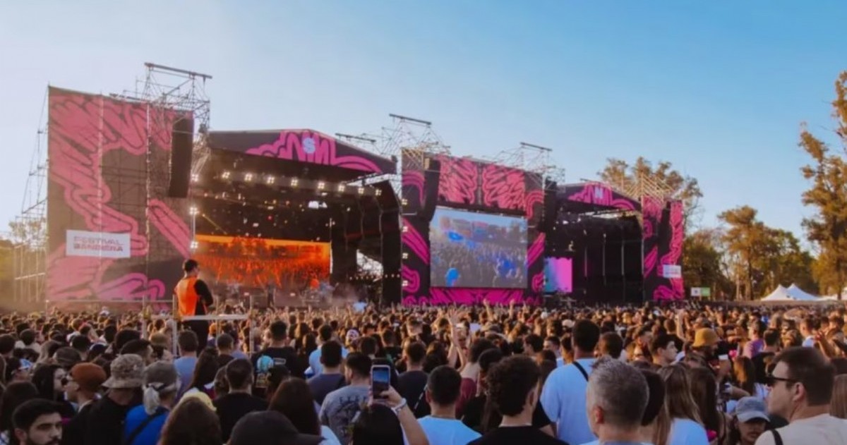 El Festival Bandera 2025 vuelve el 1° de noviembre al Hipódromo de Rosario, con una grilla que combina clásicos del rock nacional con lo más nuevo de la escena independiente.