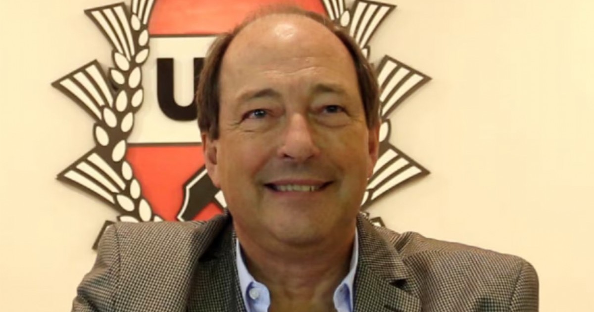 Ernesto Sanz volvió a intervenir en la discusión electoral de 2027, planteó una nueva coalición opositora y dejó abierta la posibilidad de competir como candidato.