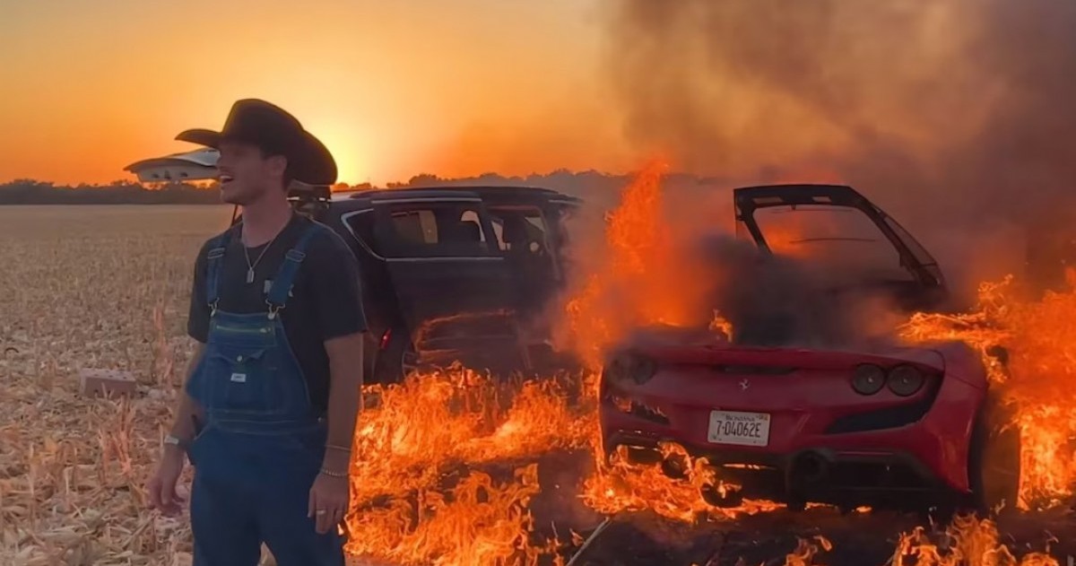 El youtuber WhistlinDiesel quedó bajo la lupa judicial tras destruir un auto de 400 mil dólares para un video viral, en un caso que reavivó el debate sobre los límites del espectáculo extremo en redes sociales.