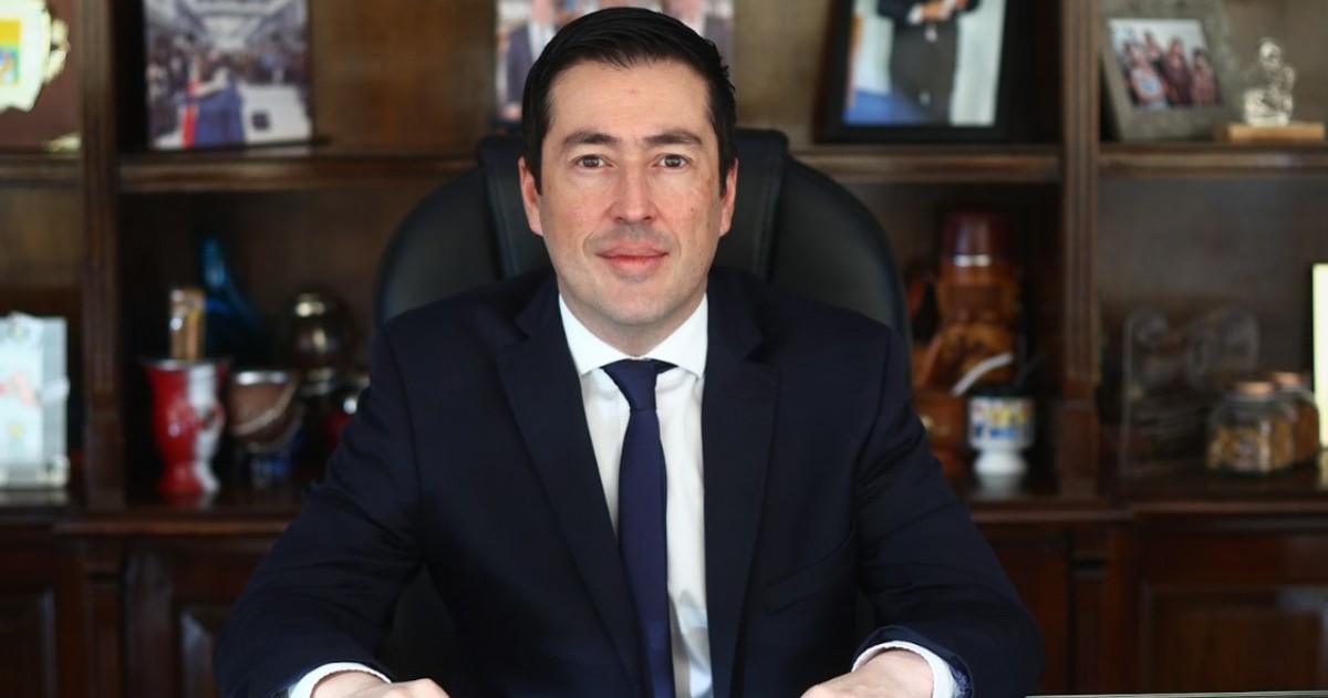 El intendente de Malvinas Argentinas, Leonardo Nardini, firmó la promulgación de la ordenanza aprobada por el Concejo Deliberante para incorporar el isologo “Las Malvinas son Argentinas” en ámbitos municipales.
