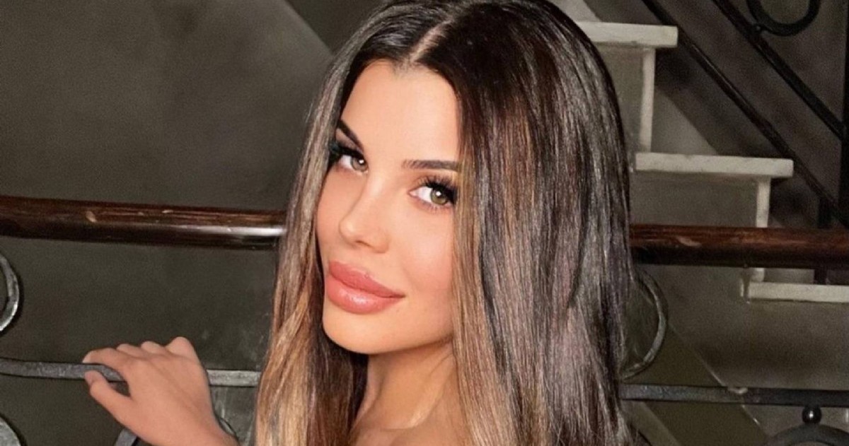 Charlotte Caniggia se prepara para El Hotel de los Famosos.