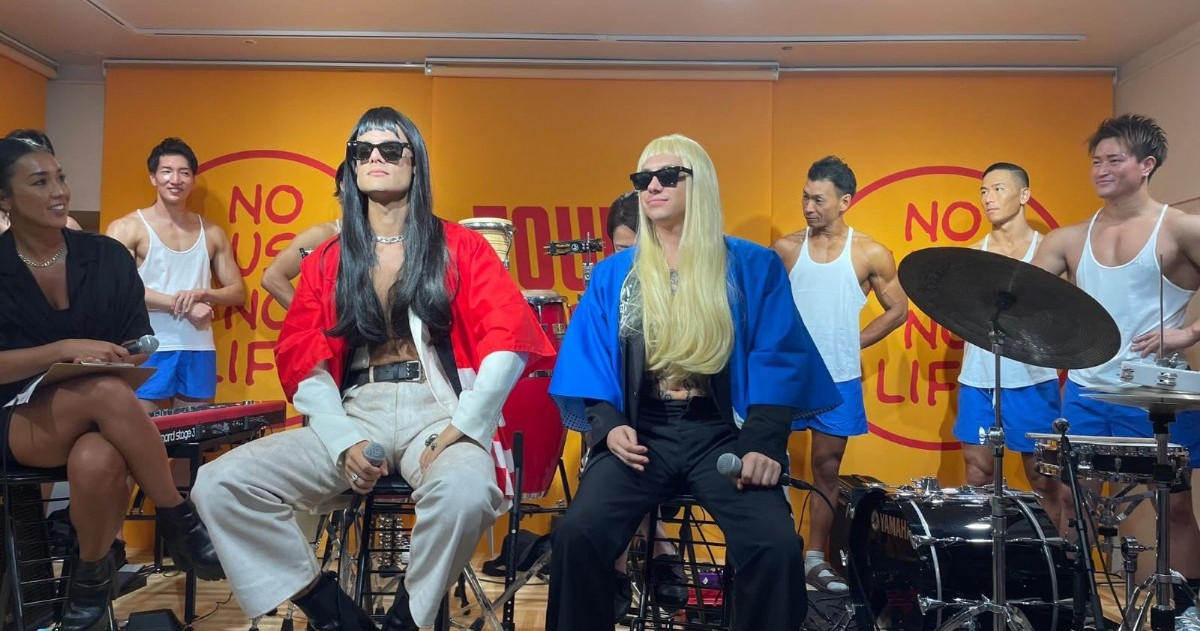 El dúo argentino se presentó por primera vez en el icónico festival japonés y fue recibido con furor por el público. Su show reafirma su expansión internacional tras conquistar Coachella y Glastonbury.