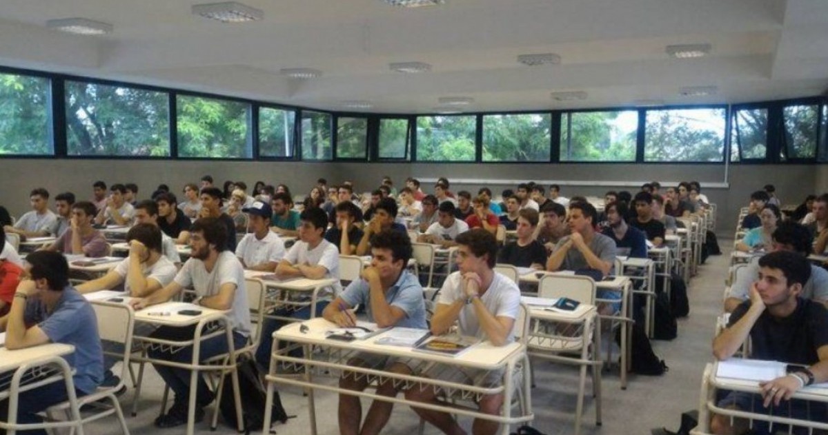 La Universidad Nacional de La Plata (UNLP) volverá a poner en marcha el programa destinado a personas mayores de 25 años que no finalizaron el nivel secundario.