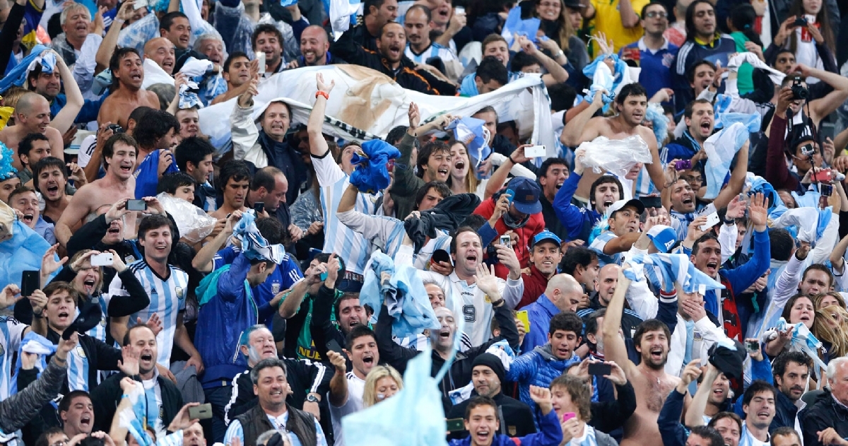 Hinchada Argentina, Cantando en la final de la copa del mundo.