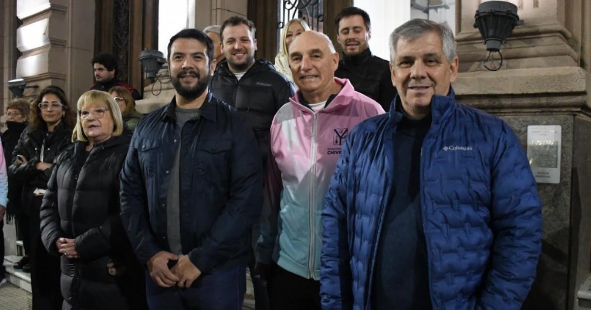 El intendente encabezó el acto de despedida de los 276 representantes locales, entre deportistas, artistas, profesores y acompañantes, que participarán en 26 disciplinas durante la etapa final provincial que se disputará del 13 al 18 de octubre.