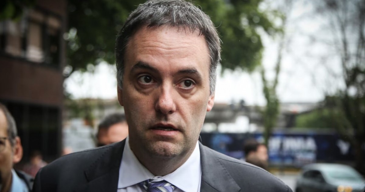 Manuel Adorni es investigado en una causa por presunto enriquecimiento ilícito que también incluye el análisis de sus movimientos patrimoniales y financieros.
