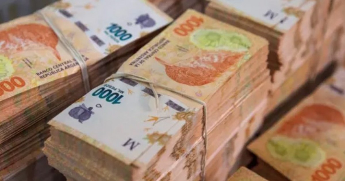 Los datos del segundo trimestre de 2025 de la Encuesta Permanente de Hogares (EPH) revelan que ocho de cada diez personas perciben ingresos inferiores a 970 mil pesos.