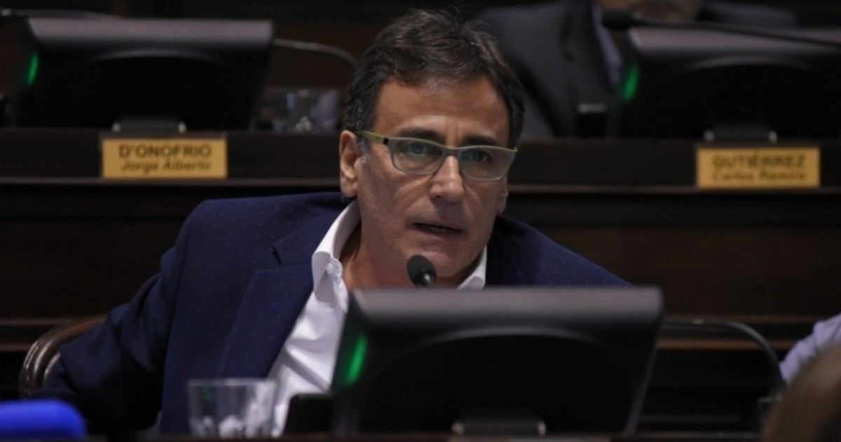 El dirigente del Frente Renovador pidió a la Justicia mantener una sola impresión de las boletas.
