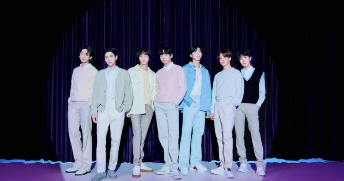 El álbum superó los 4 millones de copias, el tema “Swim” llegó al número uno en Billboard y la gira mundial ya incluye fechas en Latinoamérica con paso por Buenos Aires.