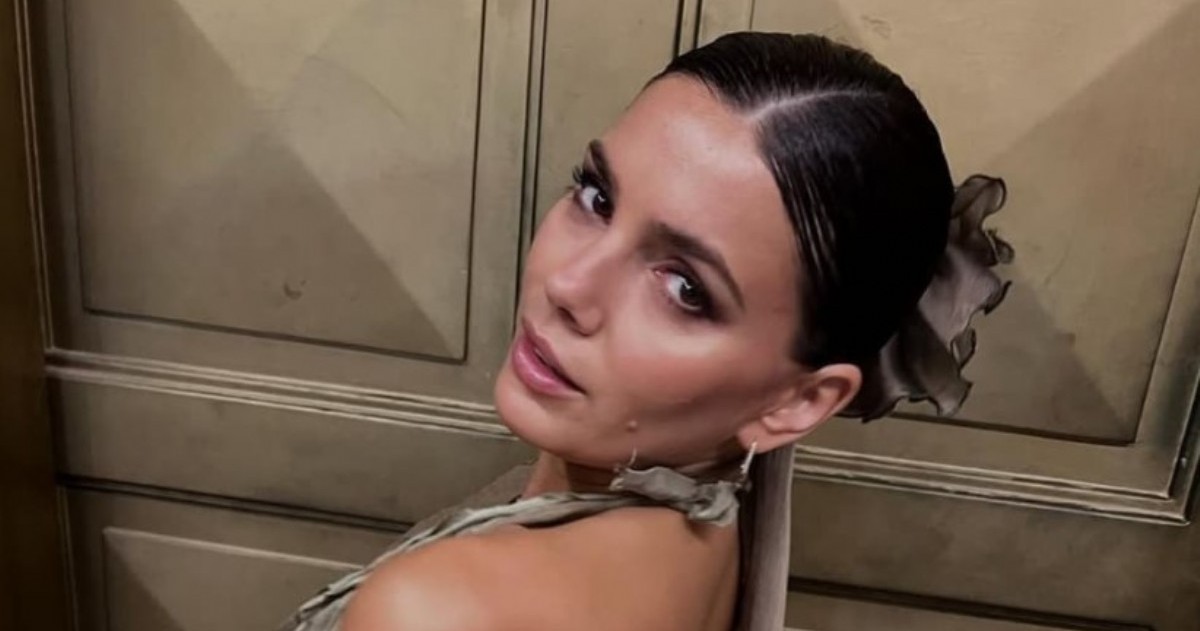 Natalie Pérez mostró la selfie que conserva junto a Ashton Kutcher y reveló que el actor estadounidense figuraba entre los “permitidos” que había acordado con su entonces novio.
