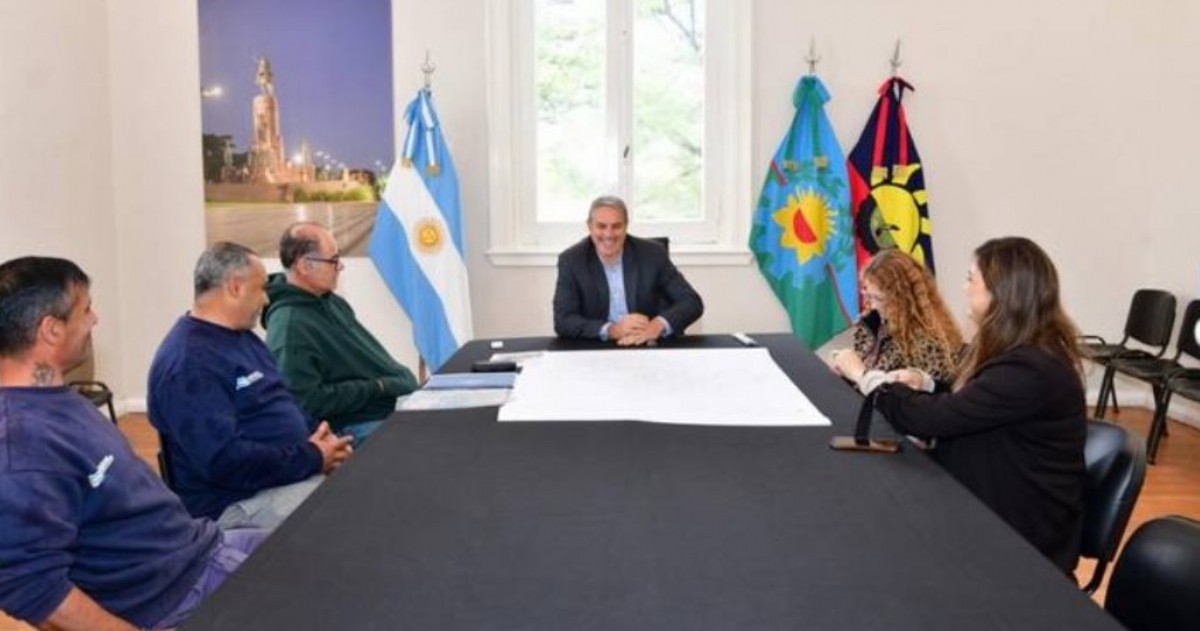 El intendente confirmó más trabajos para reforzar el servicio y mejorar la presión en distintos sectores.