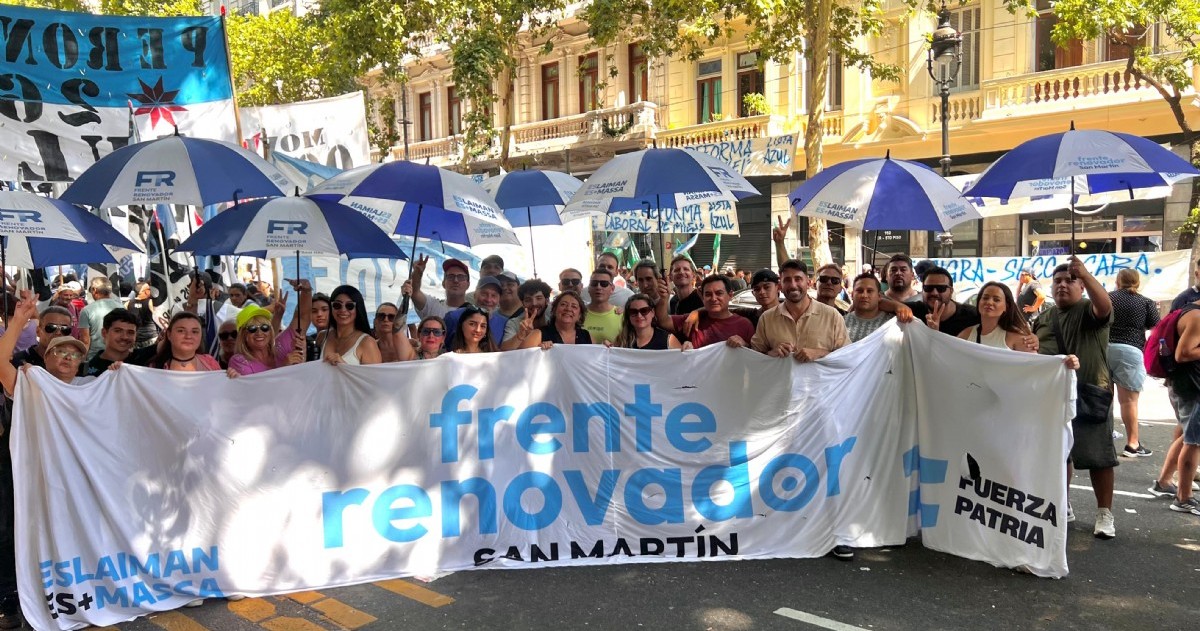Encabezado por el concejal Juan Eslaiman, el espacio participó de la movilización en Plaza de Mayo y advirtió que el proyecto oficial promueve mayor precarización laboral, afecta la seguridad social y replica políticas aplicadas en la década del 90.