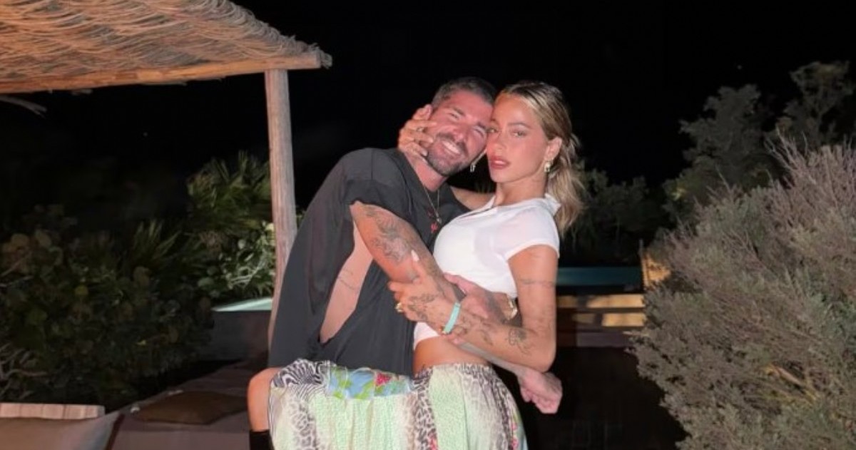 Aunque no hubo confirmación oficial, en las últimas horas trascendió que la pareja estaría organizando una boda para diciembre de 2026 en Exaltación de la Cruz.