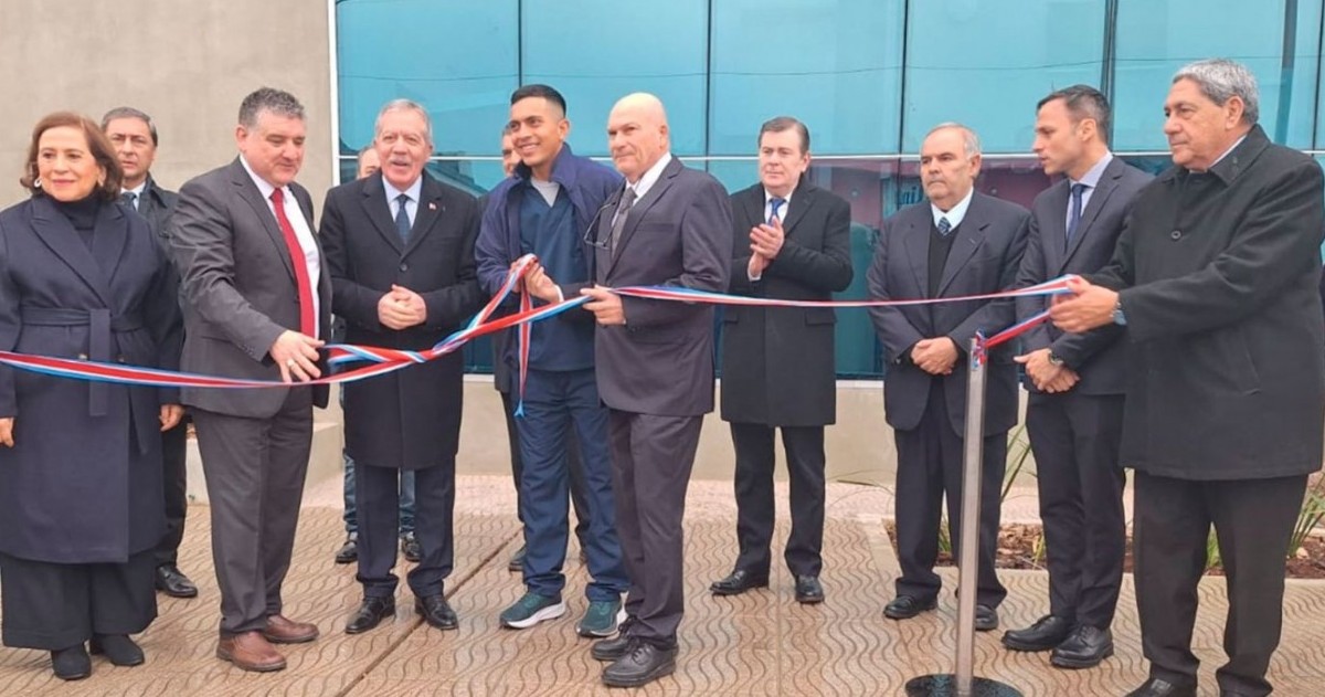 Elías Suárez, gobernador de Santiago del Estero, encabezó la inauguración de las obras del Hospital de Tránsito “Dr. Salvador Retondo” de Beltrán y la entrega de viviendas sociales.
