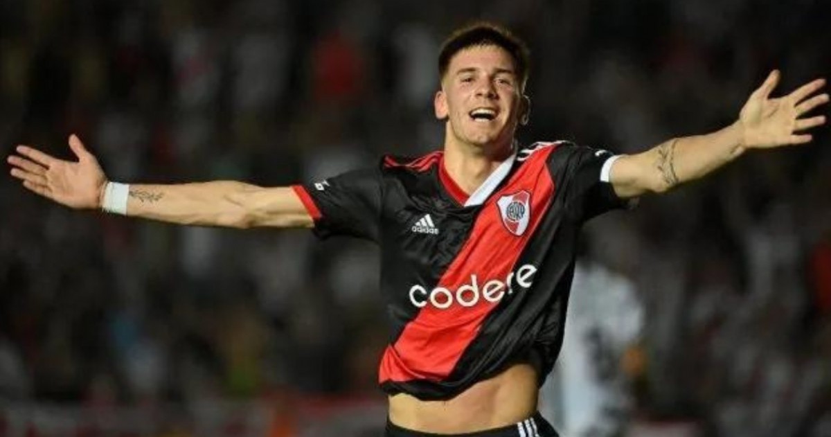 El volante ofensivo juvenil de River hizo historia en la noche de este miércoles ante Excursionistas por la Copa Argentina.
