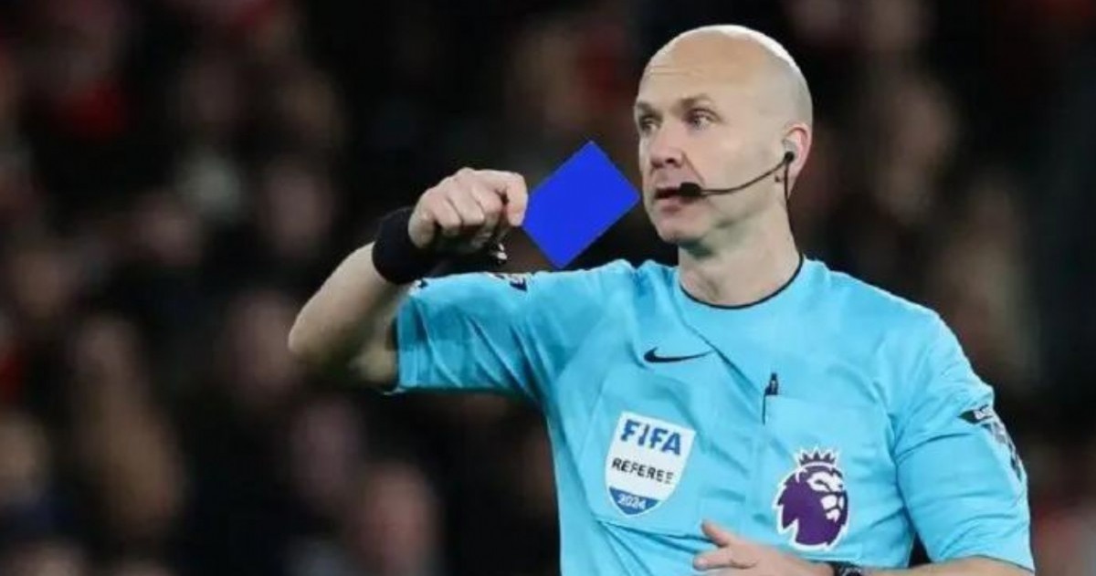 El fútbol tendría la nueva participación de la tarjeta azul.