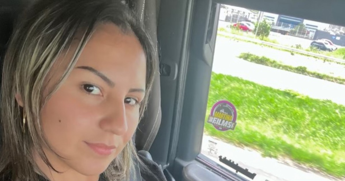 Nadia Espíndola nació en Campo Viera, Misiones, tiene 27 años y actualmente trabaja como camionera para una empresa argentina que presta servicios logísticos para YPF.