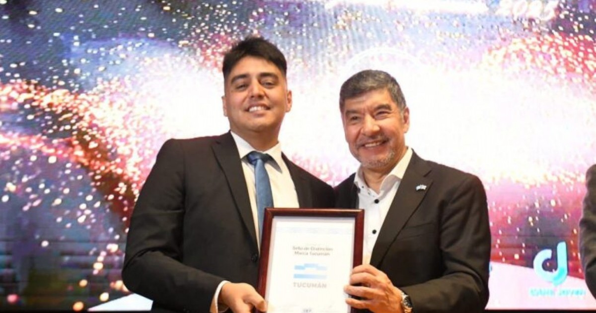 Maximiliano Bravo, creador de TucuBondi y Vortex, fue elegido Joven Empresario 2025 en Tucumán y ahora irá por el premio nacional