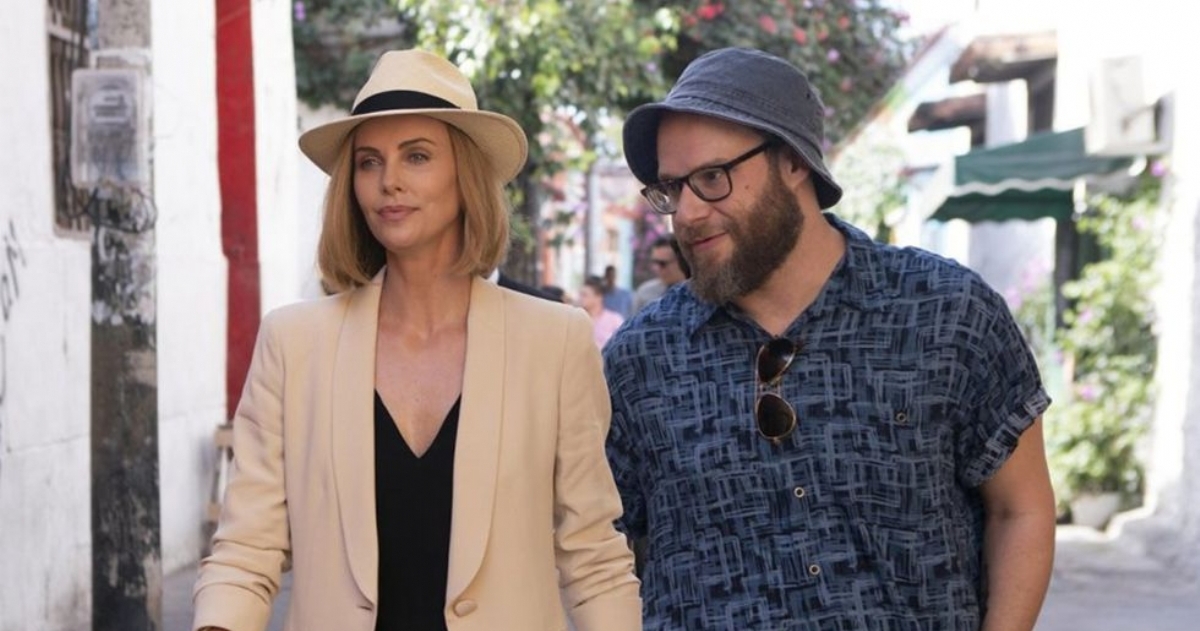 CASI IMPOSIBLE.

¿De qué va? Charlotte es una de las mujeres más influyentes e importantes del mundo; es una poderosa diplomático con talento casi para todo. Fred es un desenfadado periodista, al que no le faltan cualidades para meterse e