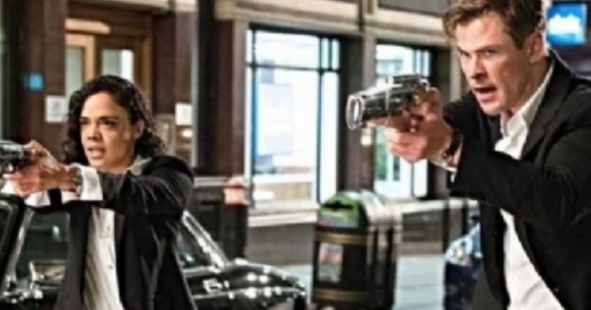 MEN IN BLACK INTERNATIONAL.

¿De qué va? Siete años después de la tercera parte, se relanza la franquicia sin Will Smith ni Tommy Lee Jones en una especie de 