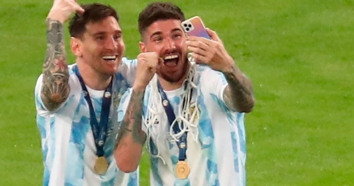 La celebración nació en 1969 por iniciativa del argentino Enrique Ernesto Febbraro y hoy se extendió a distintos países.