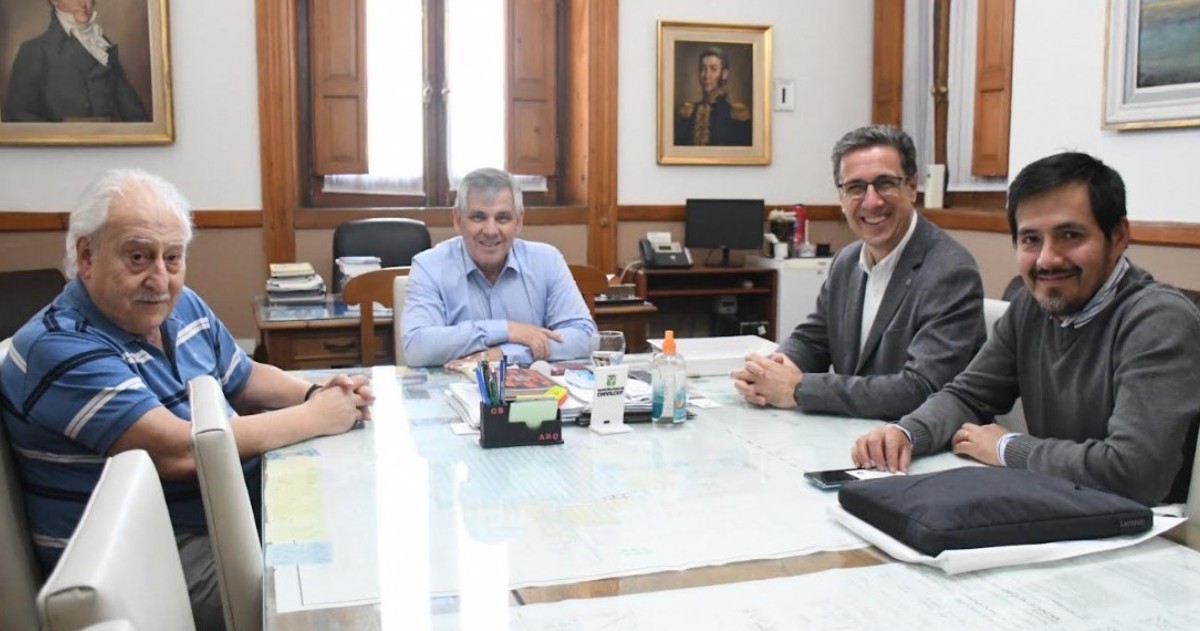 El acuerdo permitirá dictar diplomaturas, capacitaciones y brindar asistencia técnica en la ciudad.