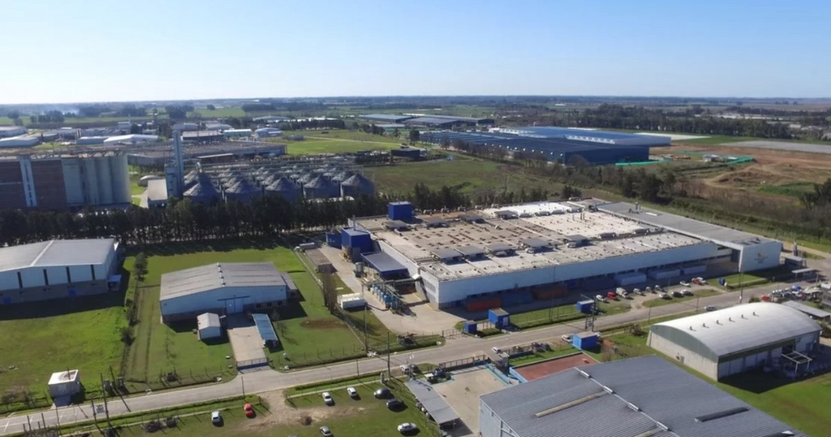 Un relevamiento empresario detectó una caída del 20 por ciento del empleo en el mayor polo industrial del país. Advierten que los despidos podrían continuar.