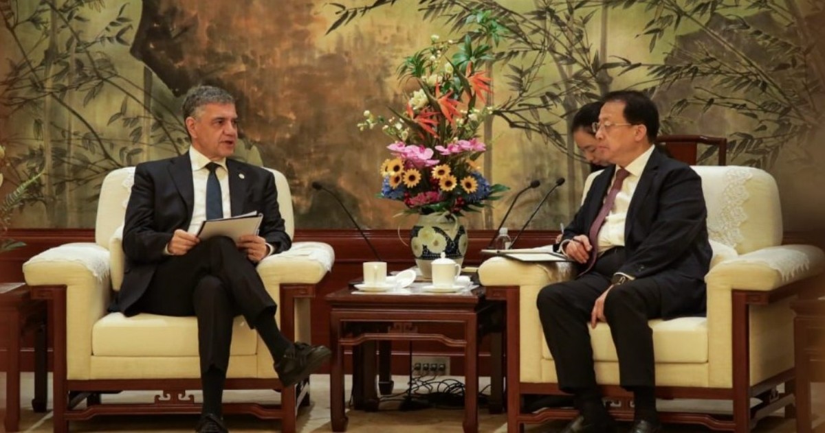 El Jefe de Gobierno porteño firmó acuerdos con el alcalde Gong Zheng para impulsar el desarrollo económico, la innovación urbana y la cooperación tecnológica entre ambas ciudades.