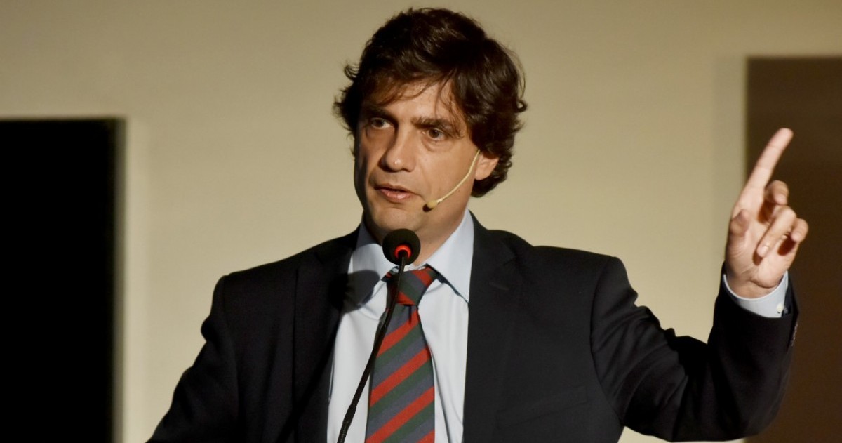 Hernán Lacunza cuestionó la política económica del Gobierno, marcó distancia de La Libertad Avanza y ratificó su intención de construir una alternativa presidencial desde el PRO.