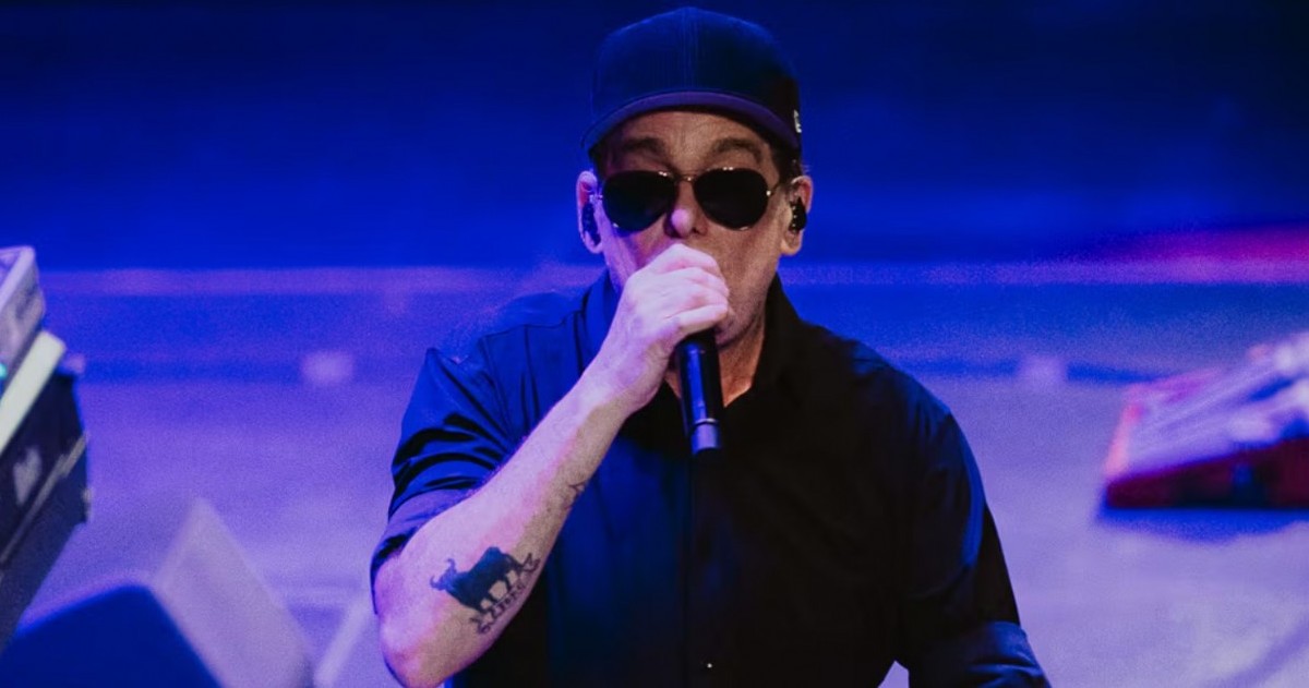 Andrés Calamaro agregó una nueva presentación en el Movistar Arena para el 30 de octubre y volverá a encontrarse con su público porteño.