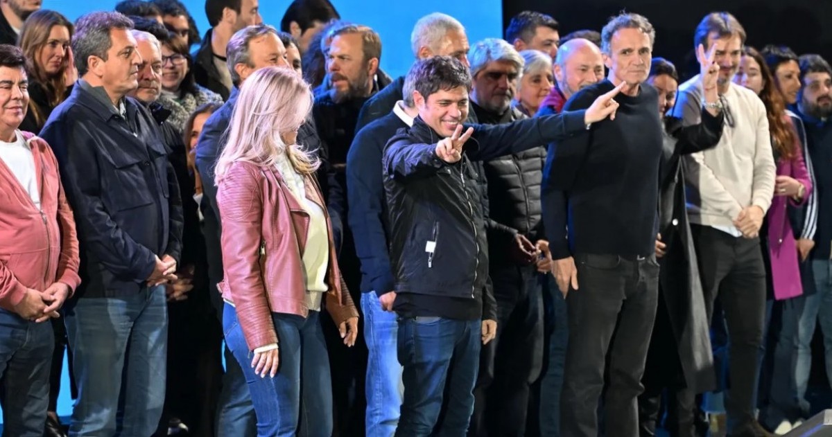 Fuerza Patria se impuso con el 46,9 por ciento de los votos frente al 33,8 por ciento de La Libertad Avanza, con una diferencia de más de un millón de sufragios.