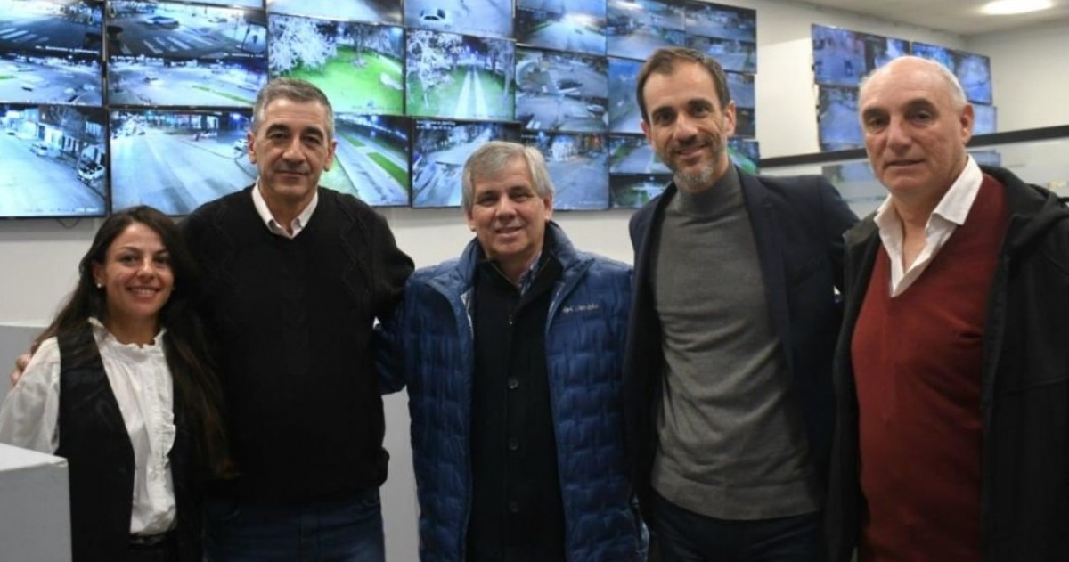 Guillermo Britos recibió a dirigentes del espacio en el Centro Multiagencia 911 y remarcaron que la propuesta de Somos busca posicionarse como alternativa frente a la polarización política en la Provincia.
