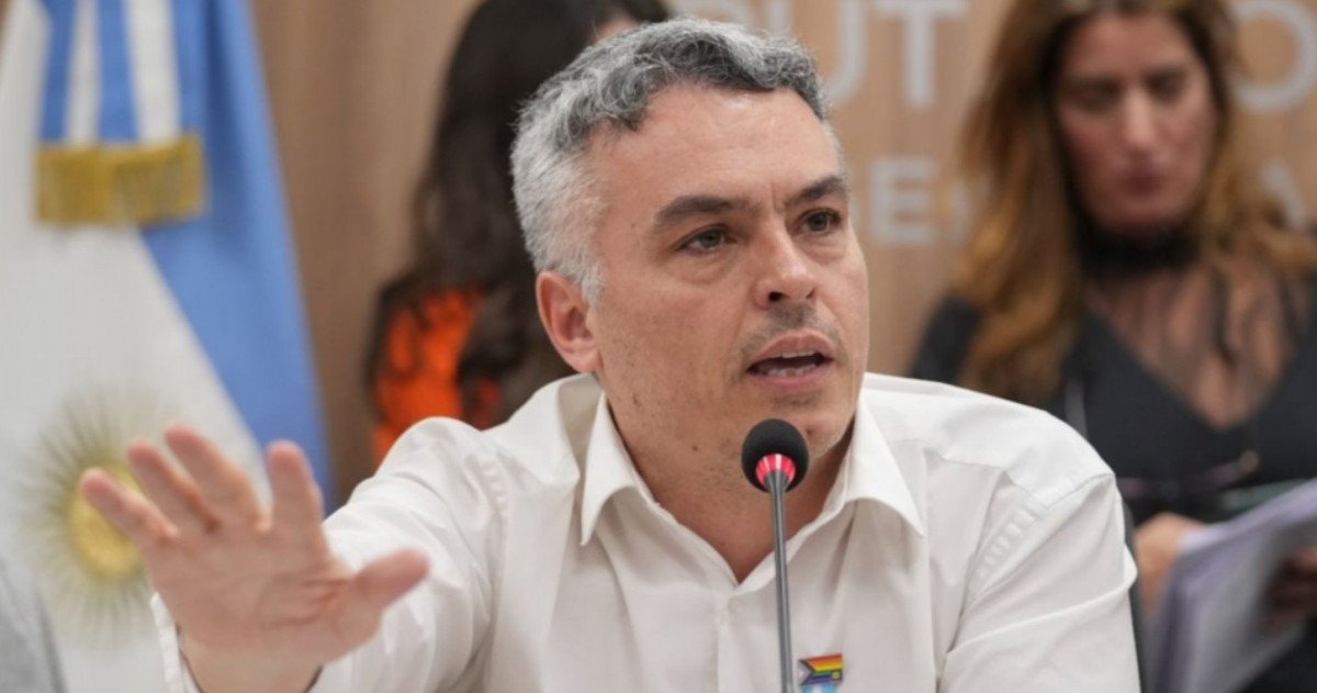 El diputado nacional Esteban Paulón, integrante del espacio Provincias Unidas, impulsó un proyecto de ley que busca regular la eutanasia y modificar artículos del Código Penal.