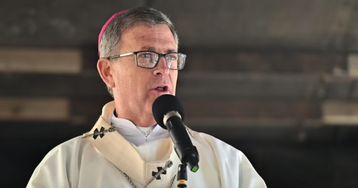 Jorge Ignacio García Cuerva encabezó la misa por San Cayetano en Liniers y reclamó respuestas para quienes atraviesan dificultades económicas.