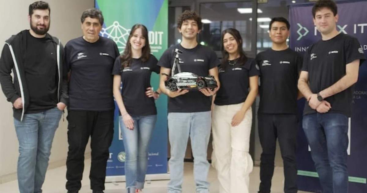 El equipo LAP1 de la Universidad Nacional de La Matanza competirá en la Bosch Future Mobility Challenge, una de las pruebas universitarias más importantes del mundo en tecnología de conducción autónoma.