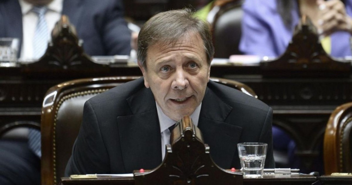 El diputado del MID sostuvo que la economía está estancada, advirtió por la caída del consumo y afirmó que la baja de impuestos prometida en campaña no se refleja en las decisiones oficiales.