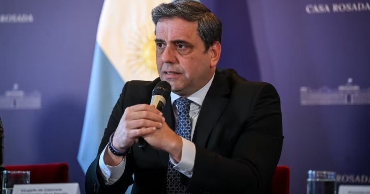 Lisandro Catalán, presidente de La Libertad Avanza en Tucumán y exministro del Interior, ratificó su candidatura a gobernador para 2027 y marcó diferencias con la gestión de Osvaldo Jaldo.