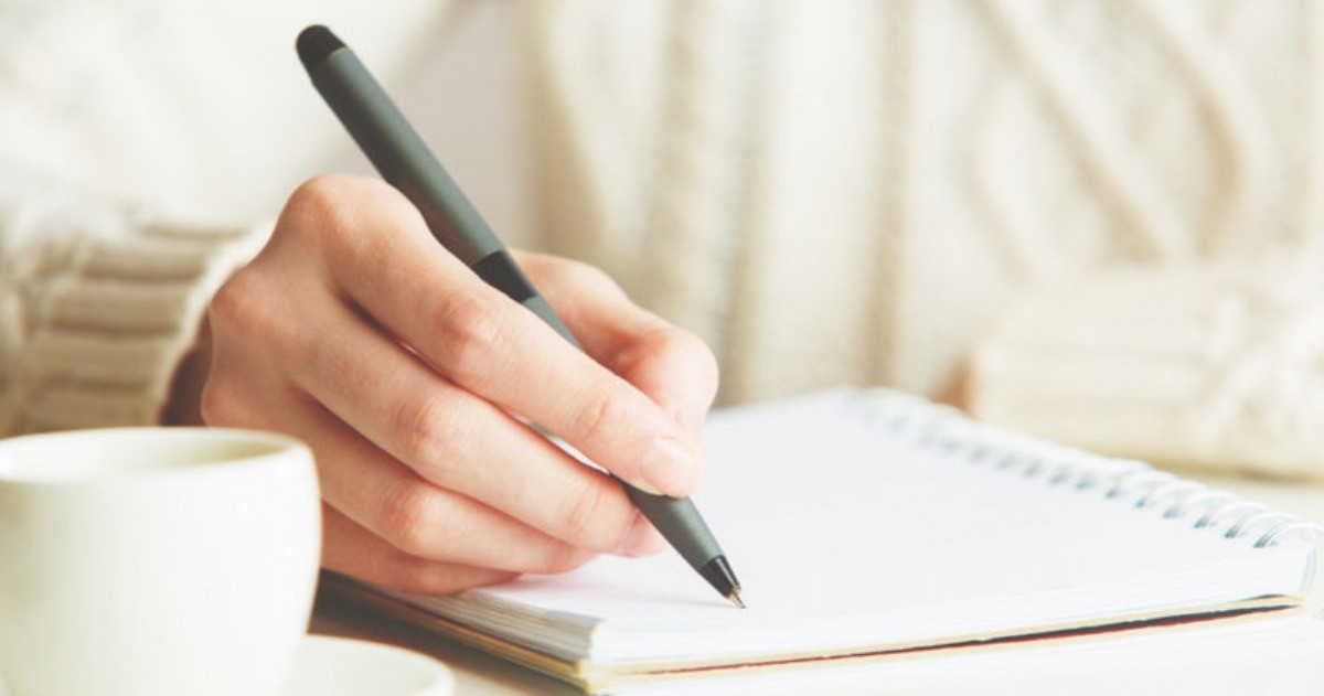 La sexta edición del Premio Estímulo a la Escritura ofrece cuatro galardones de 1.800.000 pesos y menciones especiales para jóvenes autores argentinos y residentes.