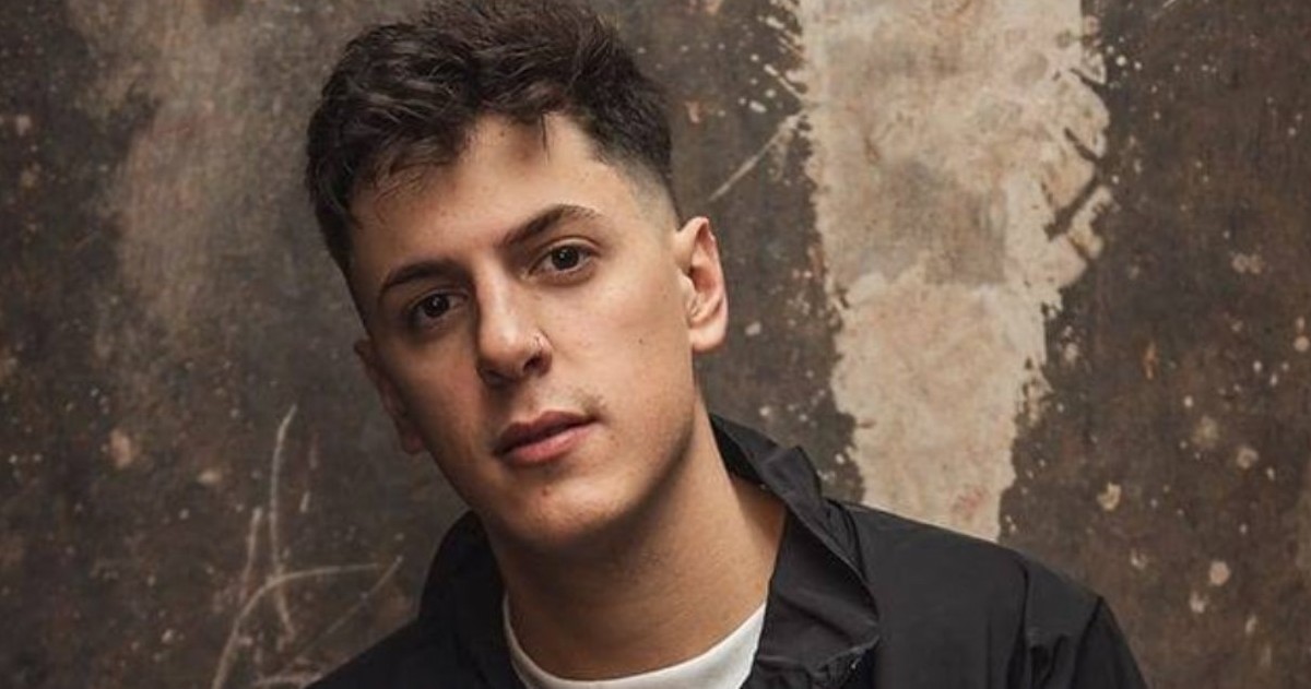 Acru volverá a recorrer la Argentina acompañado por DJ Haze, su histórica dupla sobre el escenario, en una gira que incluirá presentaciones en 18 ciudades.