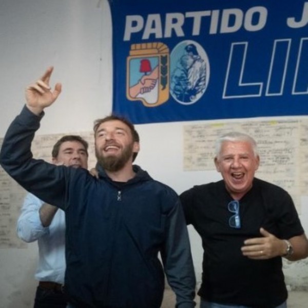 Federico Otermín visitó el PJ de Lincoln y llamó a "construir juntos" una alternativa desde el peronismo