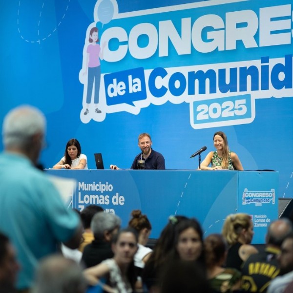Otermín encabezó el Congreso de la Comunidad en Lomas y llamó a construir la agenda de trabajo 2026