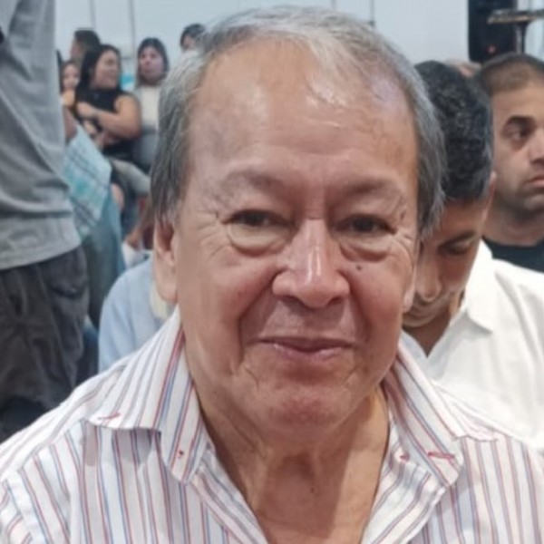 Toty Flores explicó por qué se sumó al gabinete de Espinoza y advirtió que la crisis "es peor que en 2001"