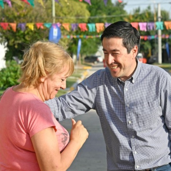 Nardini inauguró pavimento y obra hidráulica en Barrio Devoto y defendió la obra pública con fondos municipales