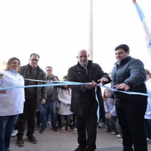 Alexis Guerrera inauguró las renovaciones de la Escuela Primaria 11 de Germania: "Defendemos el futuro"