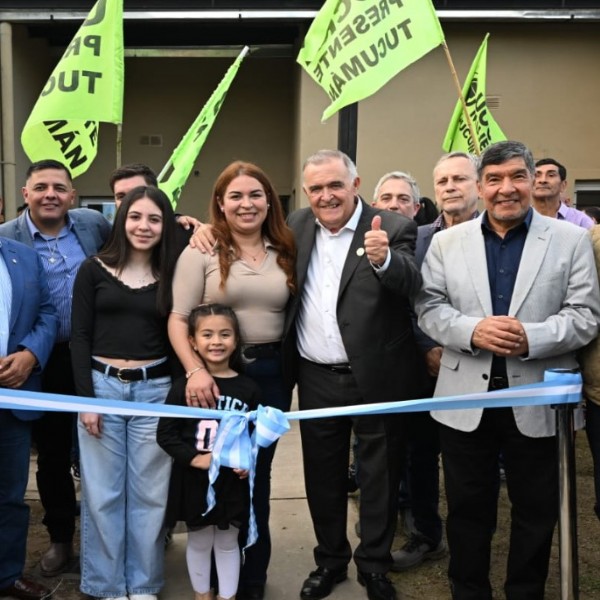 Jaldo entregó 38 viviendas en Río Seco y confirmó que las 44 restantes estarán listas entre diciembre y febrero