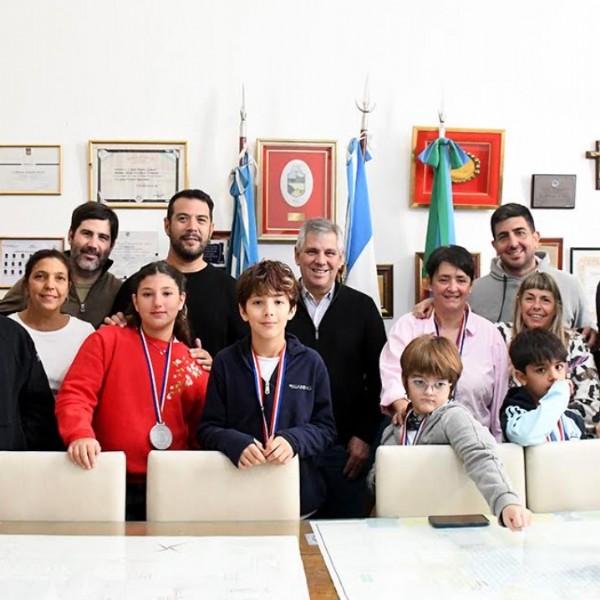 Guillermo Britos destacó a Lorena Aicardo y a sus alumnos tras ganar títulos panamericanos en Paraguay