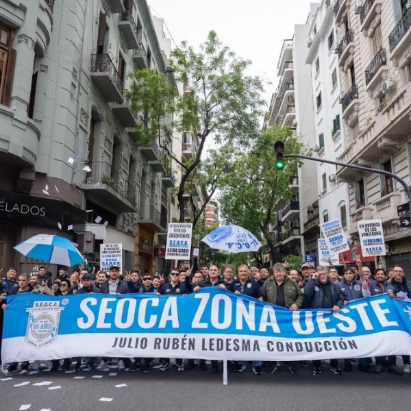 El SEOCA marchó al Congreso y Ledesma apuntó contra Milei: "No vendan a la patria"