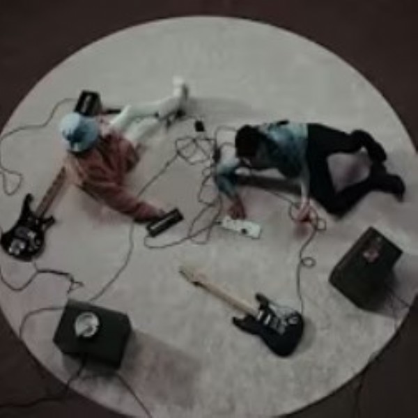 CA7RIEL & Paco Amoroso - Vida Loca