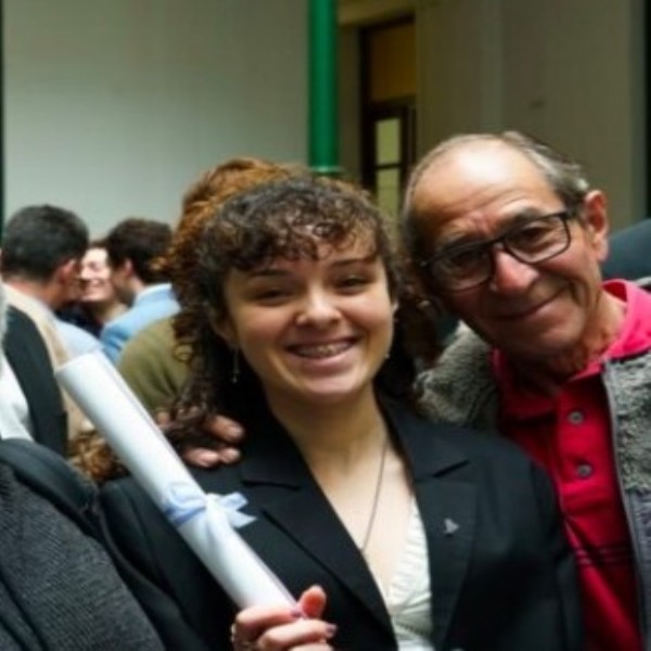 Se recibió de ingeniera en la UNLP y le dedicó el título a Vidal por su frase sobre los pobres y la universidad